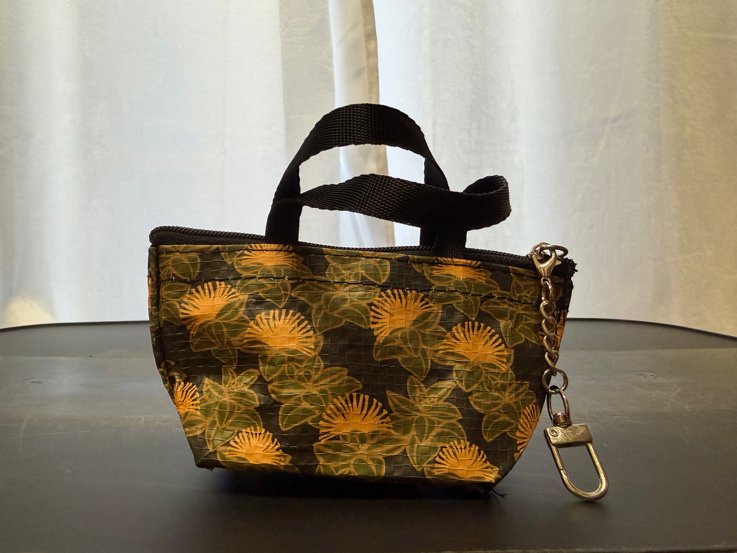 BITTY BUCHA x Meeknest | Golden Lehua